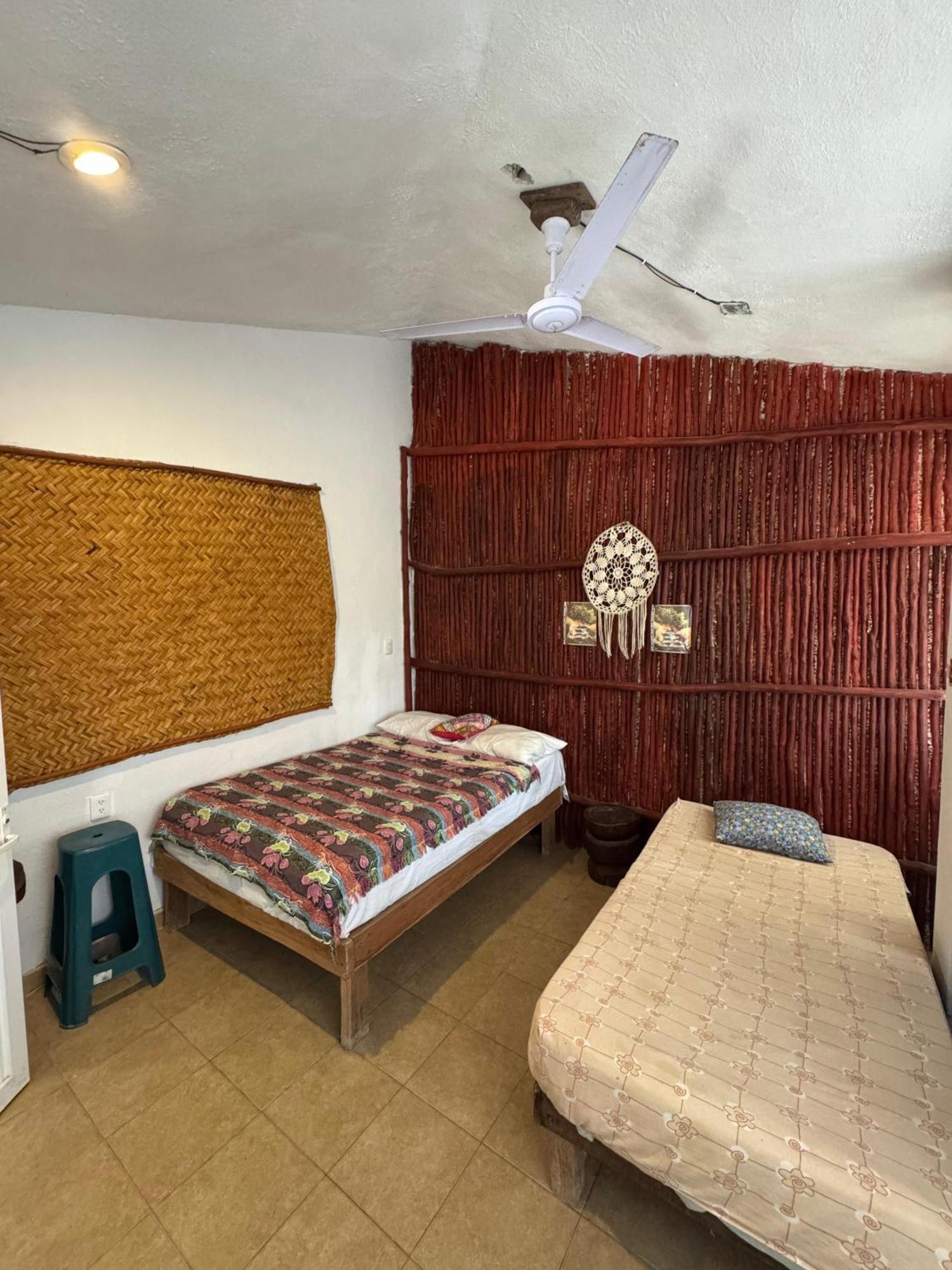 Near Lake Hostal باكالار المظهر الخارجي الصورة