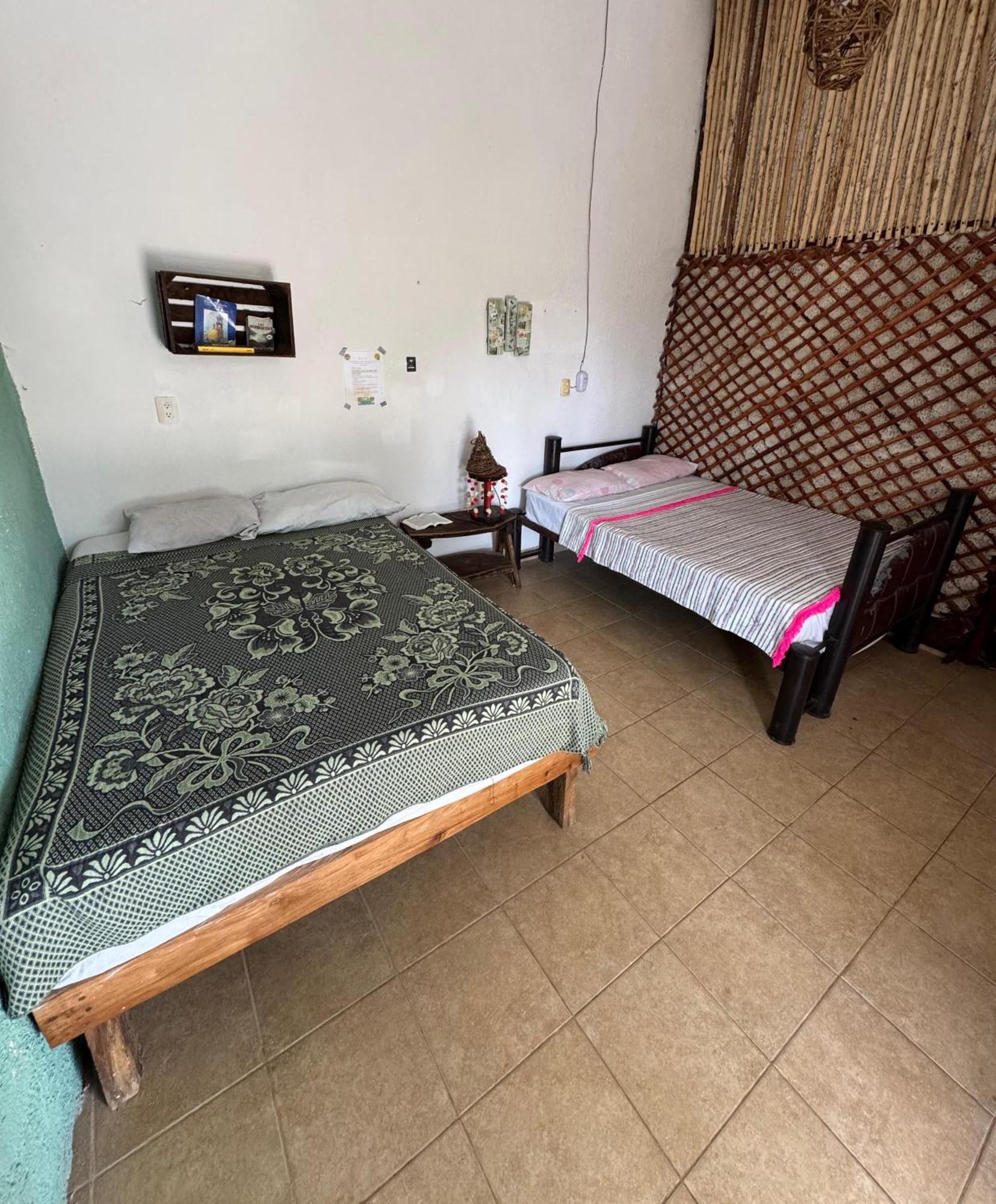 Near Lake Hostal باكالار المظهر الخارجي الصورة